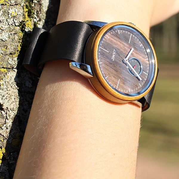 montre en bois DWYT portée