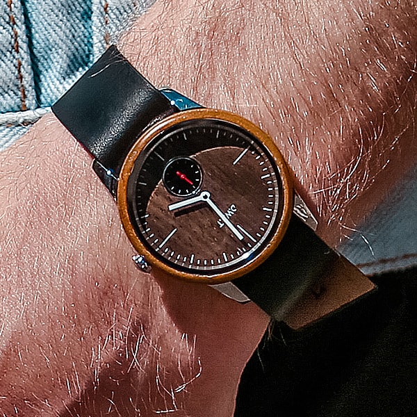montre en bois talang portée
